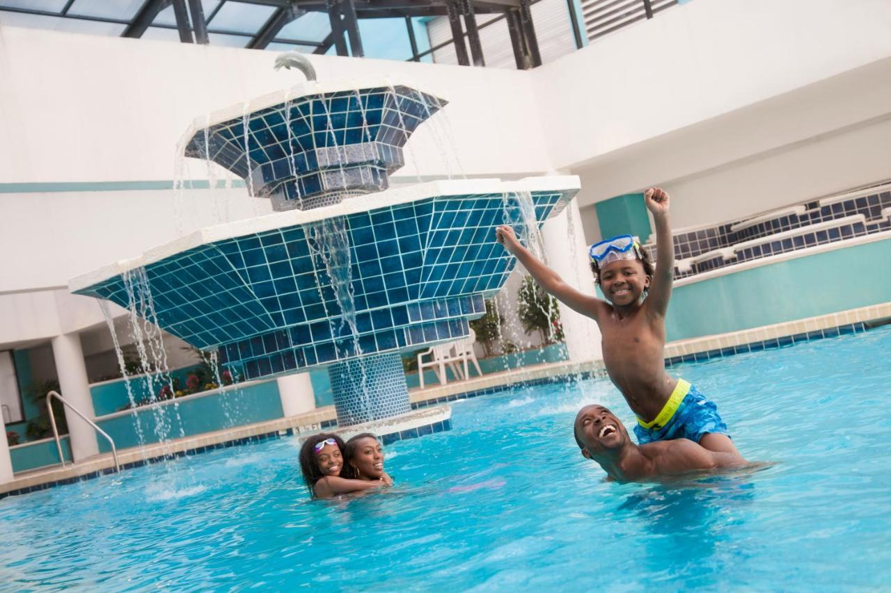 מירטל ביץ' Landmark Resort מראה חיצוני תמונה